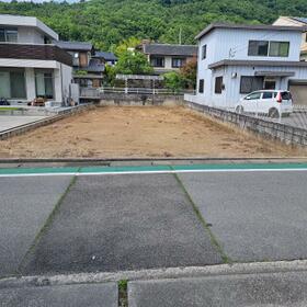 山梨県甲府市岩窪町