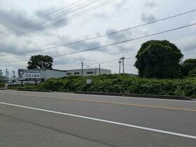 石川県小松市矢崎町