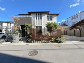 大阪府堺市堺区榎元町２丁