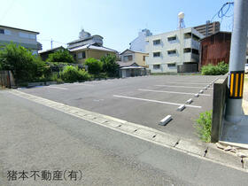 徳島県徳島市中前川町１丁目
