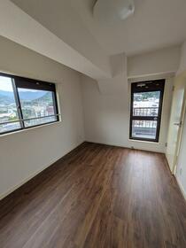 ライオンズマンション湯河原_内装_0