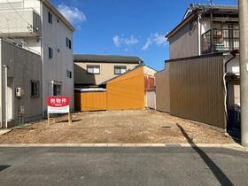 愛知県春日井市南花長町