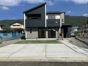 山梨県甲府市山宮町