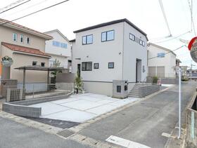 福岡県福岡市城南区友丘４丁目