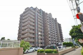 サンライフ企救丘駅前