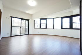 ユニーブル漆山