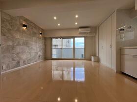 東京都西東京市谷戸町３丁目