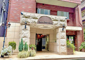 クイーンズコートオークラ