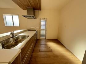 栃木県宇都宮市戸祭２丁目