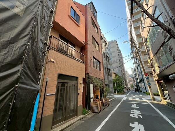 detached 東京都中央区日本橋蛎殻町１丁目

地図を見る