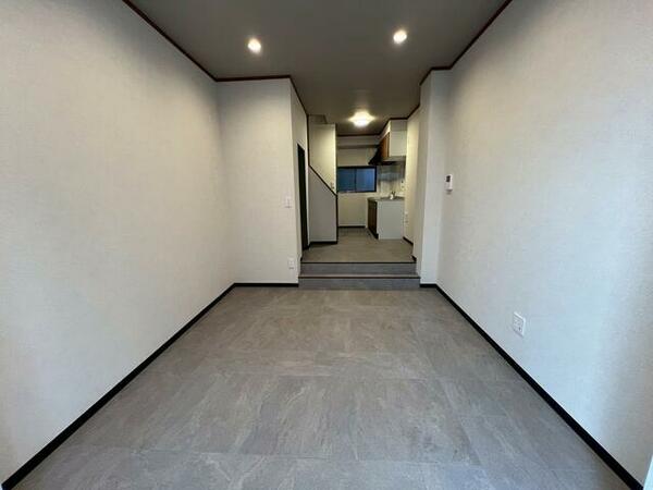 detached 東京都中央区日本橋蛎殻町１丁目

地図を見る