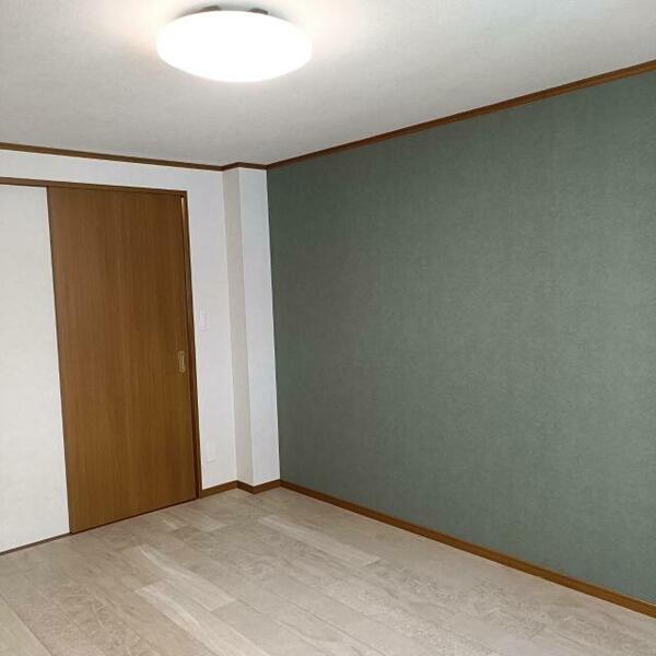 detached 東京都中央区日本橋蛎殻町１丁目

地図を見る