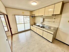 狭山グリーンハイツ８号棟