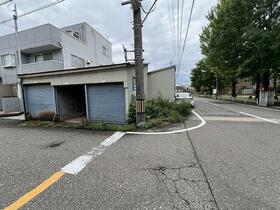 石川県金沢市泉野町１丁目