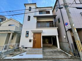 大阪府吹田市千里山東１丁目