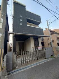 大阪府池田市石橋１丁目