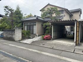 富山県富山市奥田町