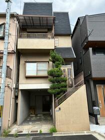 大阪府東大阪市菱江１丁目