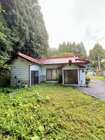福島県石川郡平田村大字小平字滝坂