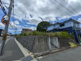 奈良県生駒郡三郷町三室１丁目