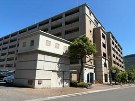 香川県高松市屋島西町