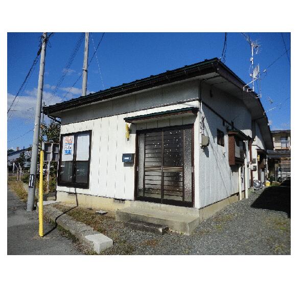 detached 山形県南陽市三間通

地図を見る