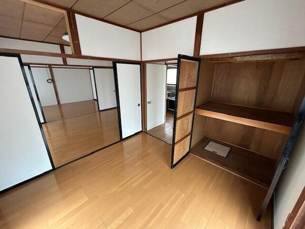 detached 山形県南陽市三間通

地図を見る