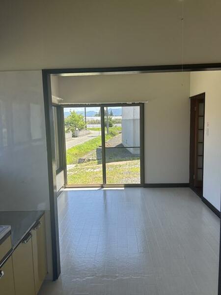 detached 山形県米沢市塩井町宮井
地図を見る