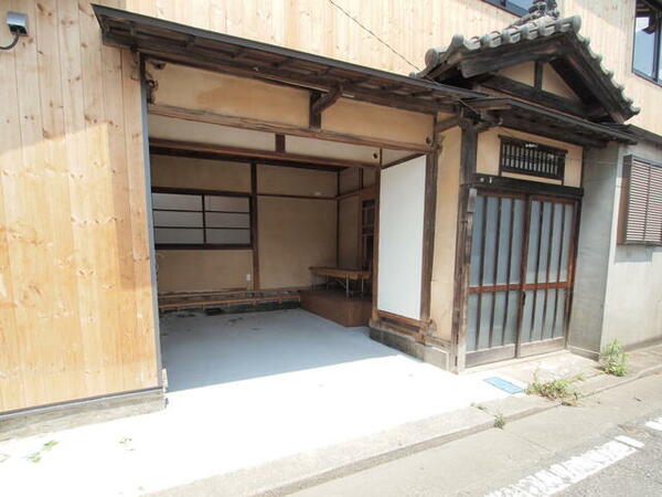 detached 群馬県高崎市竜見町

地図を見る