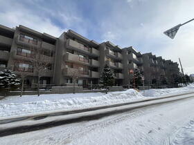 北海道札幌市南区真駒内柏丘１丁目