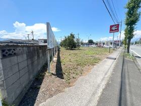 山梨県甲府市上阿原町
