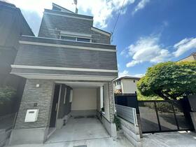 東京都新宿区上落合１丁目