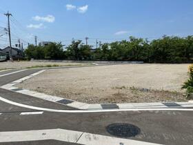 富山県高岡市福岡町荒屋敷