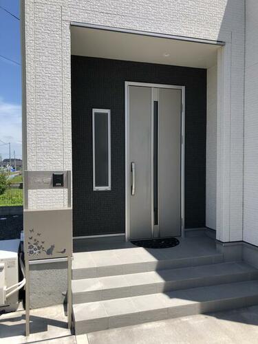 detached 福島県岩瀬郡鏡石町境