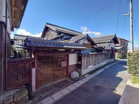 滋賀県愛知郡愛荘町元持