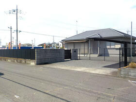 茨城県結城市新福寺３丁目