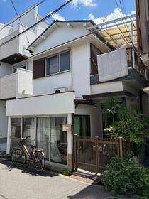 大阪府枚方市出口３丁目