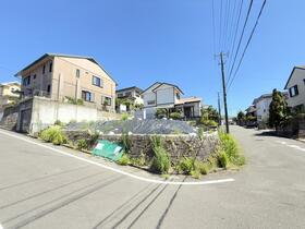 神奈川県横浜市栄区亀井町