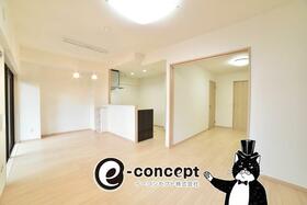 ヴィルヌーブ台原・並木通り