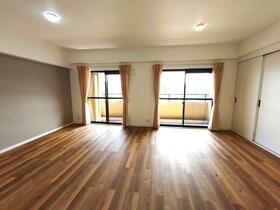 福岡県北九州市八幡西区陣山１丁目