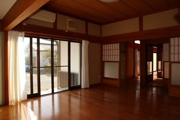 detached 茨城県北茨城市磯原町磯原５丁目

地図を見る