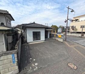 栃木県佐野市葛生西１丁目