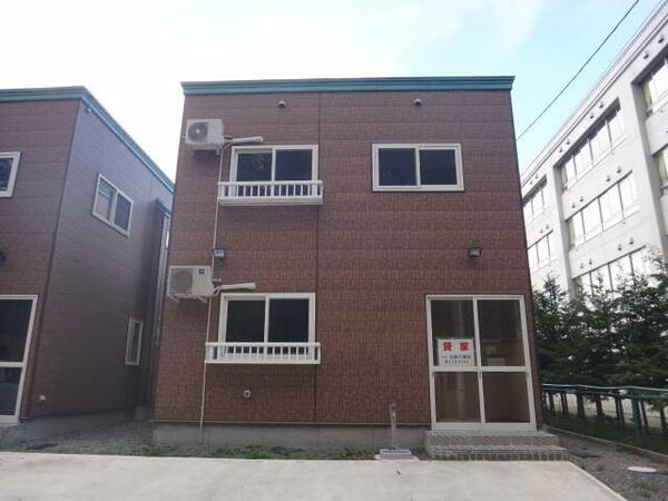 detached 青森県青森市大字新城字平岡
地図を見る