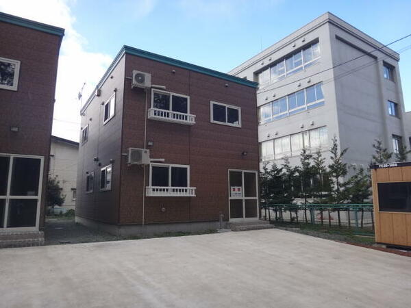 detached 青森県青森市大字新城字平岡
地図を見る