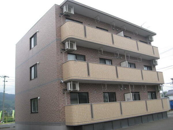 apartment 福島県伊達郡国見町大字山崎字舘東
地図を見る