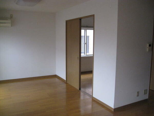 apartment 福島県伊達郡国見町大字山崎字舘東
地図を見る