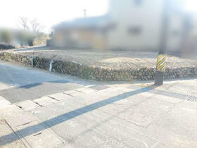 三重県伊勢市岡本２丁目