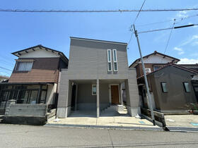 石川県白山市坂尻町