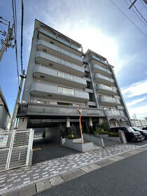 サンライフ朽網駅前?