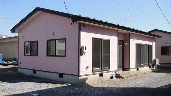 detached 秋田県潟上市天王字上北野

地図を見る